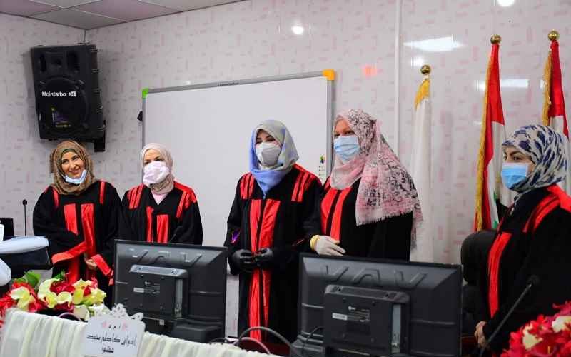 مناقشة طالبة البورد ابتسام صاحب 800x500