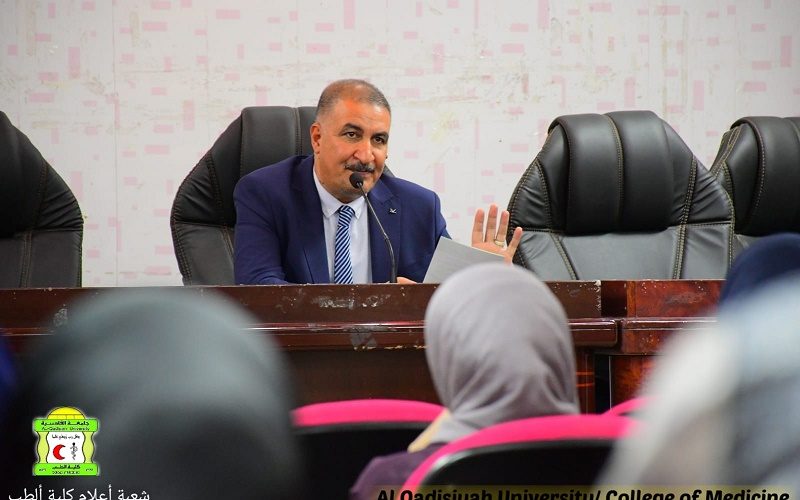 لقاء العميد بالموظفين 1 800x500